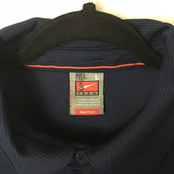 University of Virginia Nike blue short sleeve polo shirt. Large - Picture 5 of 6